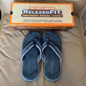 MEN'S SKECHERS FLIP FLOPS, SUPREME BOSNIA IN NAVY, SIZE 9, 64152, EUC